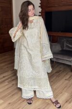 Sahane Luxury Chicken Kari 3pcs Lawn With Ready To Wear Dupatta- 758 - Image 4