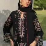 Edenrobe – 3pcs Dhanak Embroidered With Ready To Wear Dhanak Shawl – 839 - Image 3